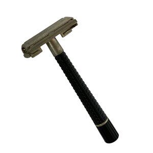 Vintage Schick Krona Double Edge Safety Razor Twist To Open 1970s Made in USA